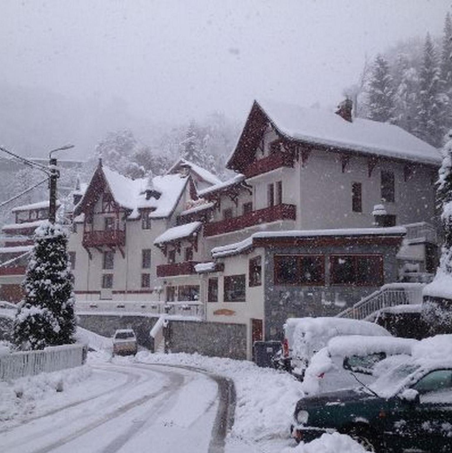 Hotel Les Chalets Brides-les-Bains Exterior foto