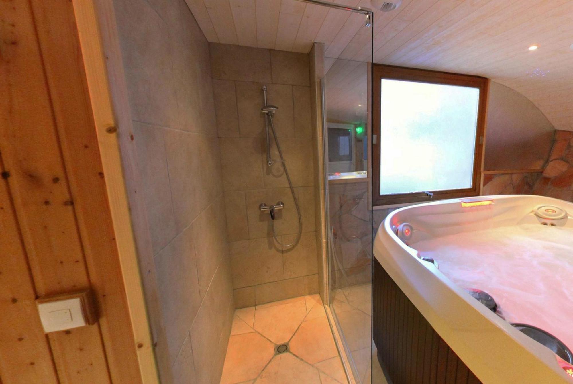 Hotel Les Chalets Brides-les-Bains Exterior foto